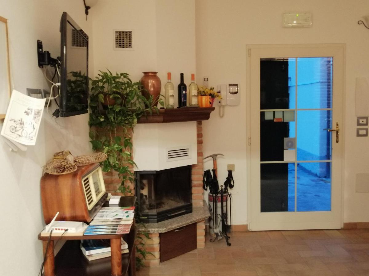 La Casa Della Nonna Bed & Breakfast Brisighella Dış mekan fotoğraf